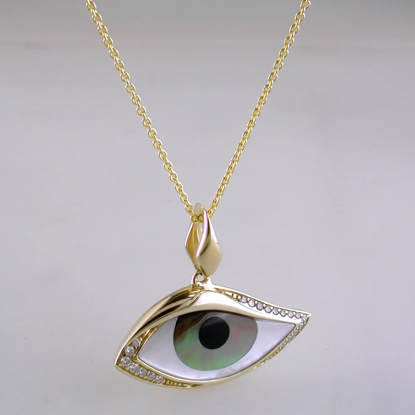 Kabana Kalo Mati 14k Yellow Gold Evil Eye Diamond Pendant with Grey Mother of Pearl Inlay GPCF485OXMZMW