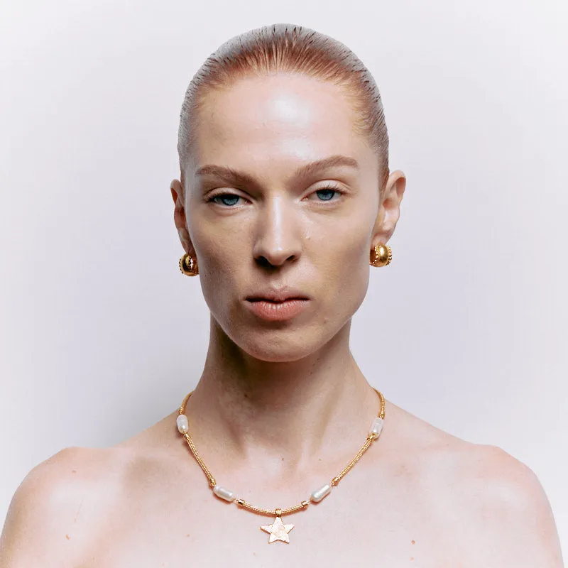 Lucretia Necklace with Pearl and Garnet - 18K Gold Plated