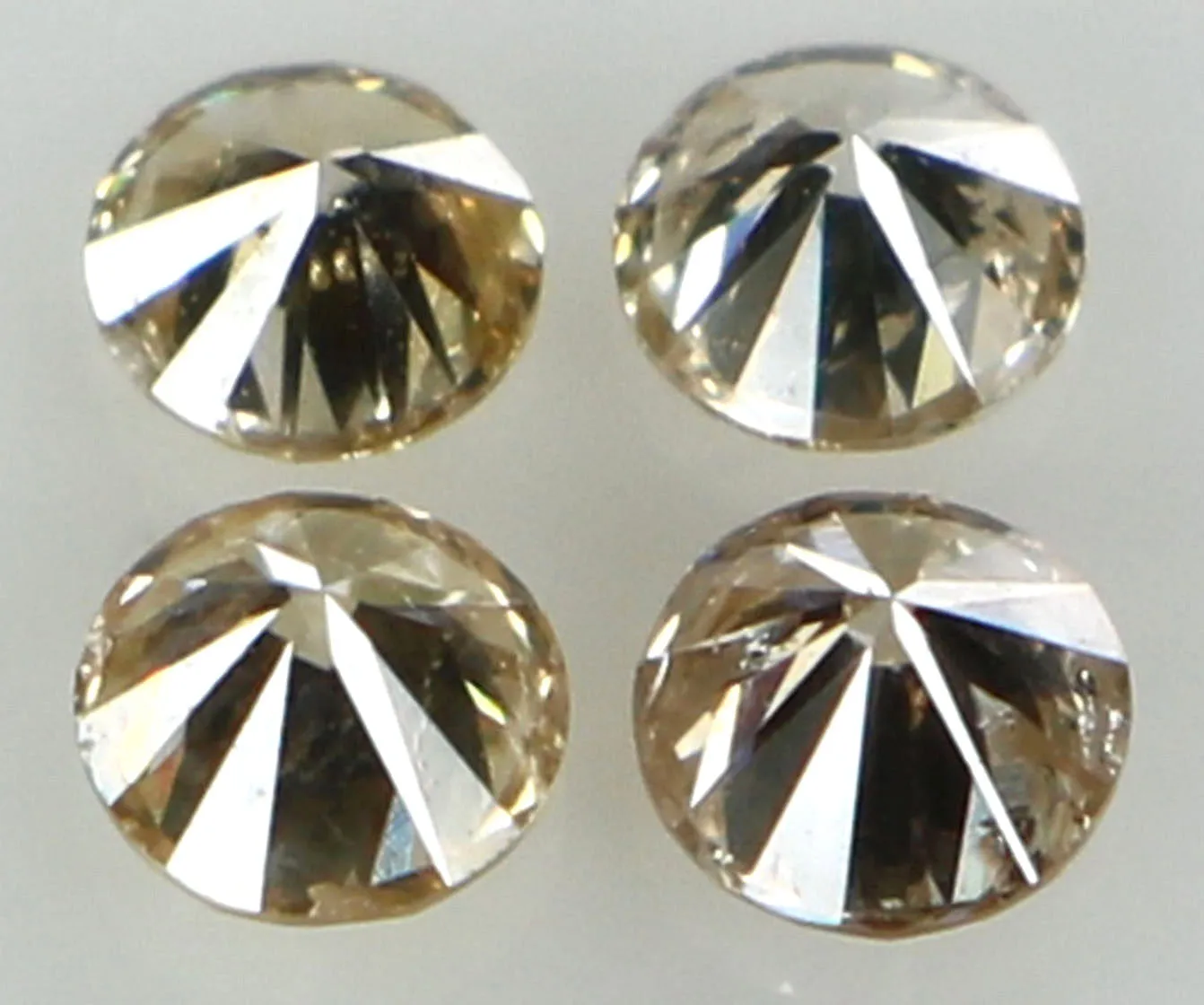 Natural Loose Diamond Round Brown Color SI1 Clarity 4 Pcs 0.15 Ct L6071