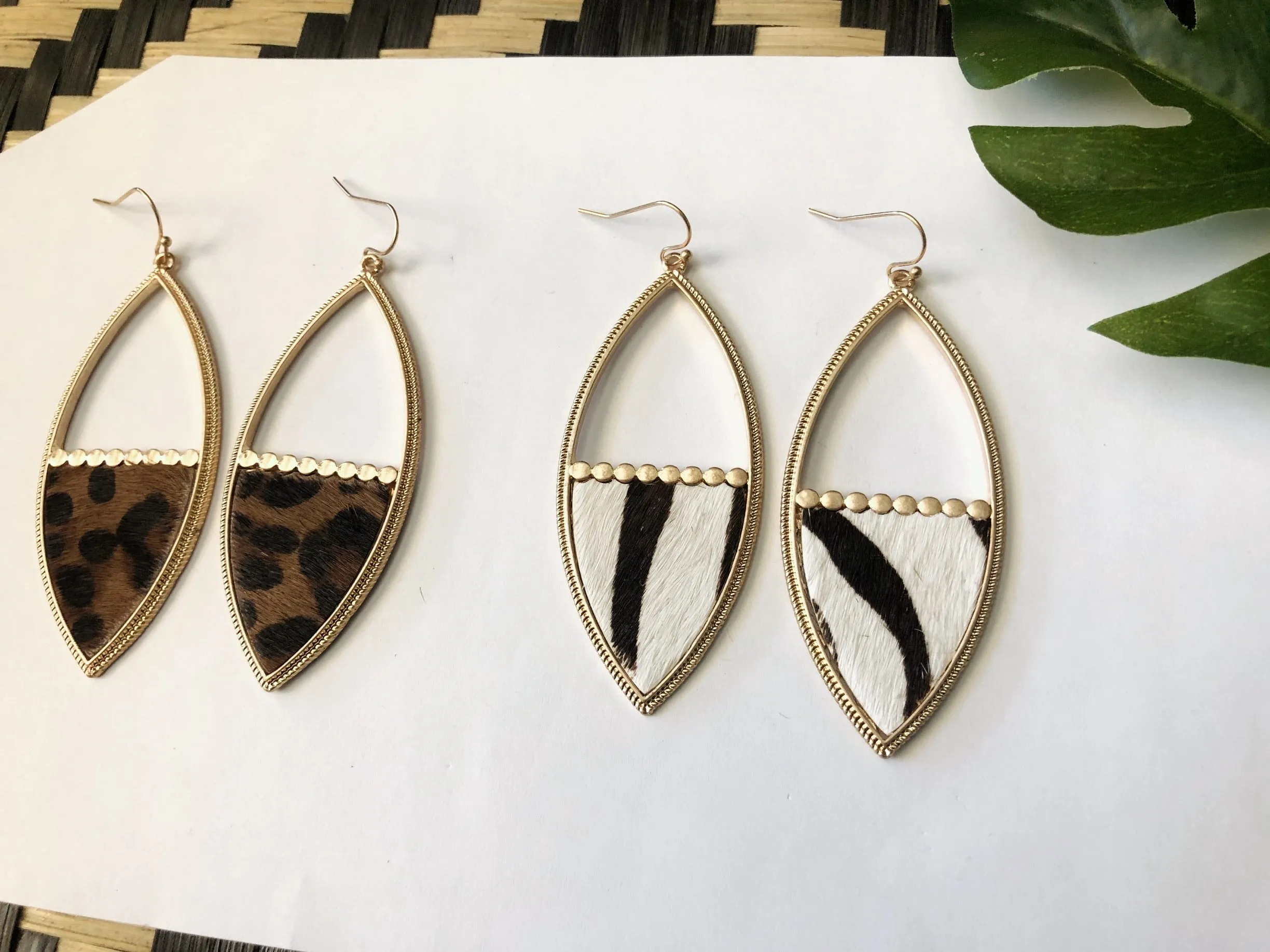 Syana Earrings