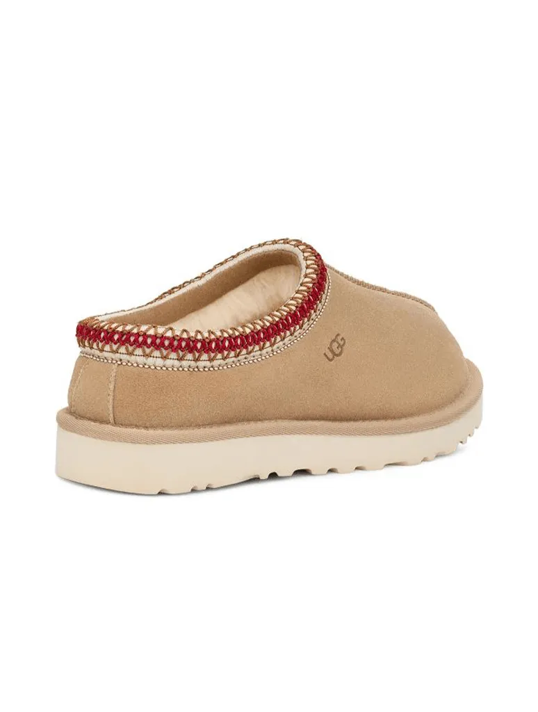 UGG Tasman Slipper in Sand/Dark Cherry