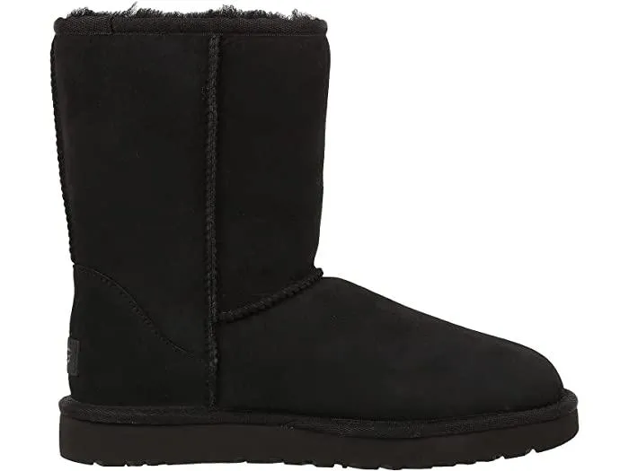 UGG Women's Classic Short II