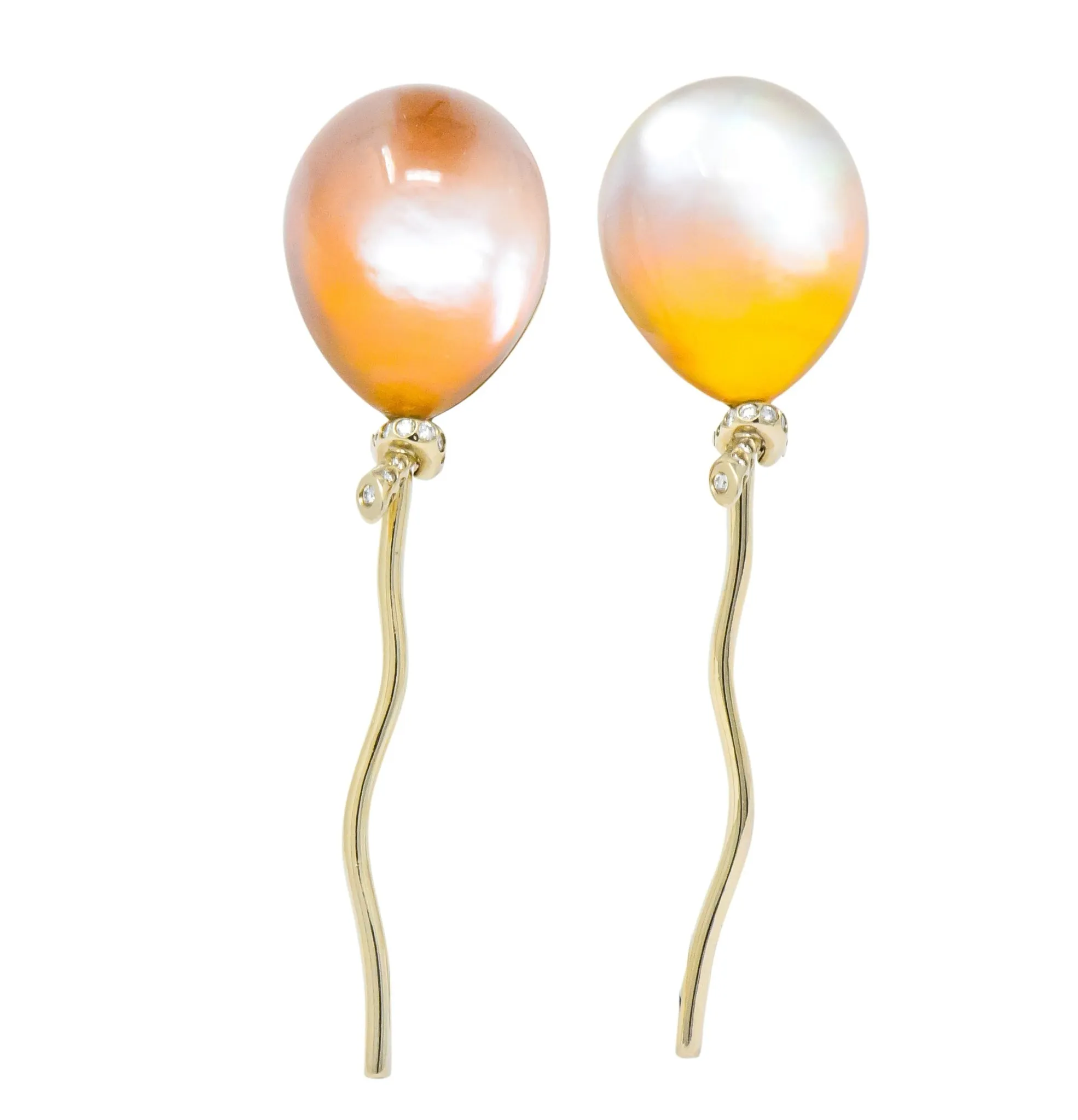 Vhernier Diamond Rock Crystal Mother-of-Pearl 18 Karat Gold Balloon Palloncino Ear-Clips Earrings