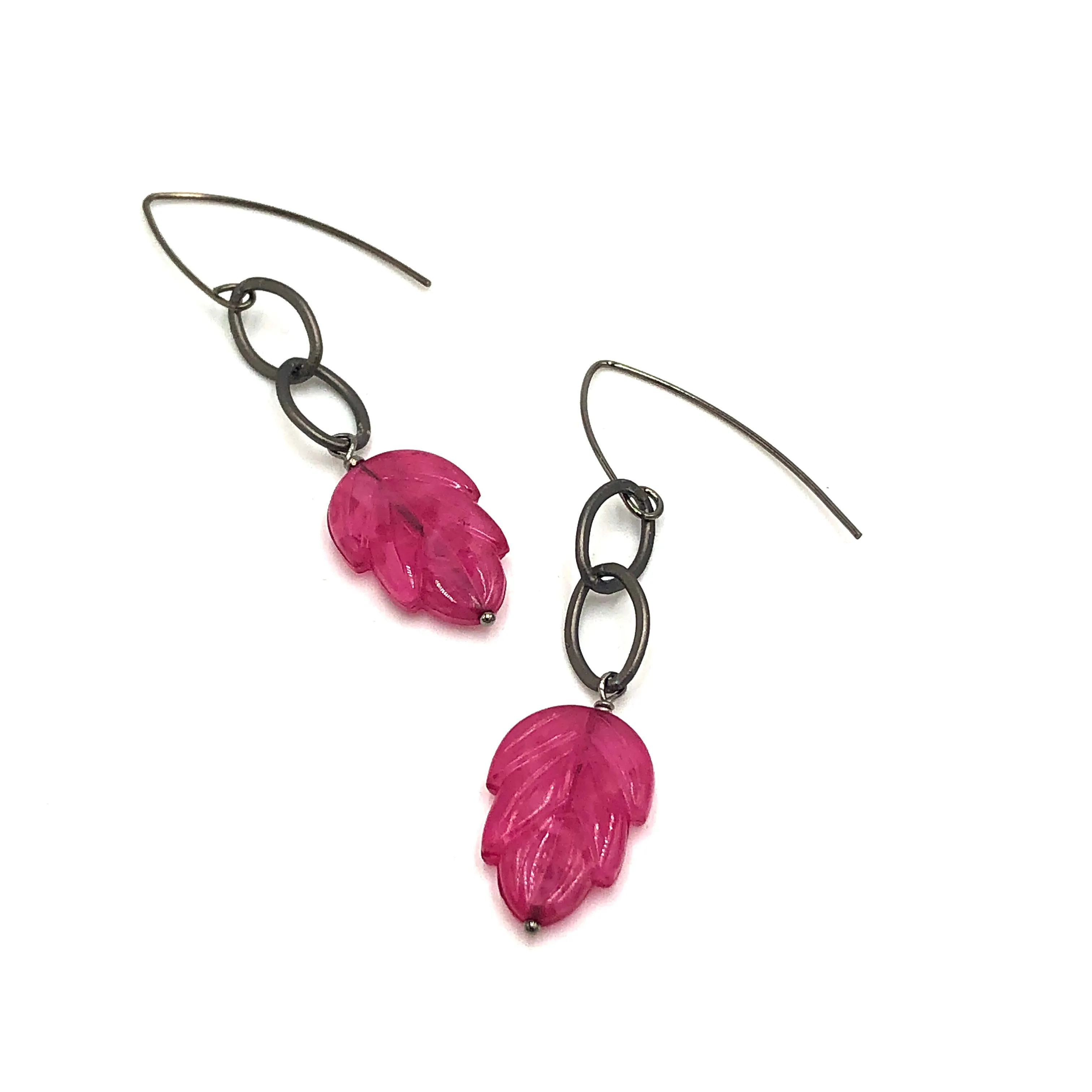 Viva Magenta Leaf Link Earrings